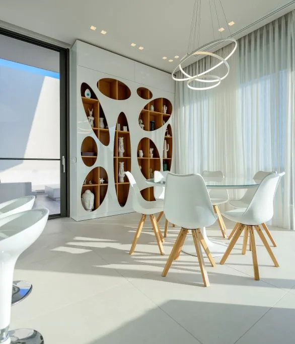 Aluminium windows